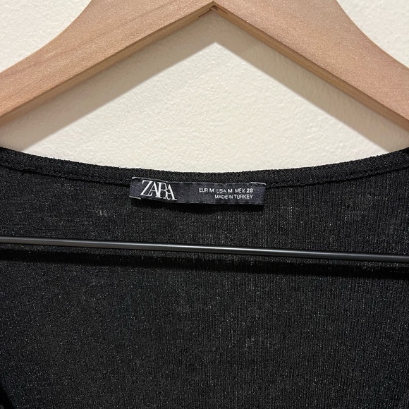 Zara Black Low Cut Crop Top Knit Shirt - Women’s Size Medium - Picture 3 of 5